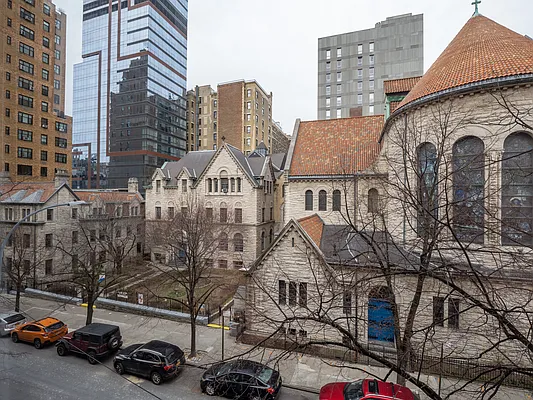 Rented by City Connections Realty | media 36