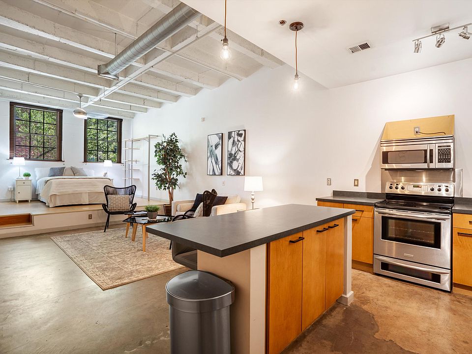 1st image of 300 Tijeras Ave NE APT 206