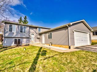 34862 N Forest Ave, Ingleside, IL