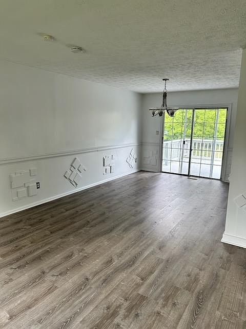 1st image of 8603 Featherhill Rd