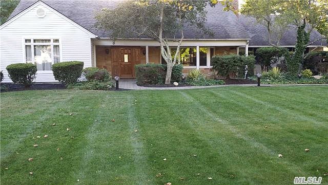 1st image of 14 Millstream Ln