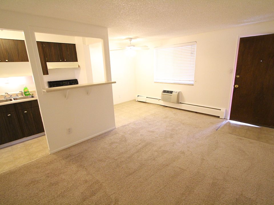 1st image of 833 N Emerson St APT 204