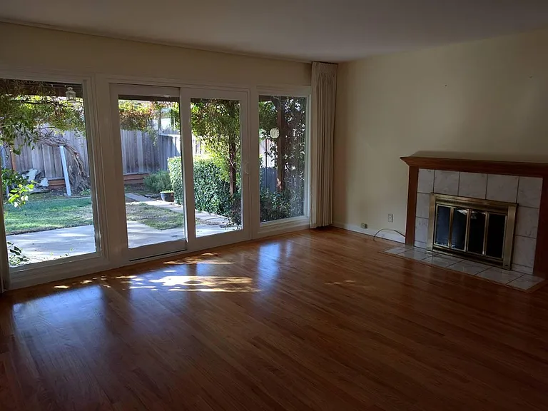 71 Eldora Dr — Photo 3