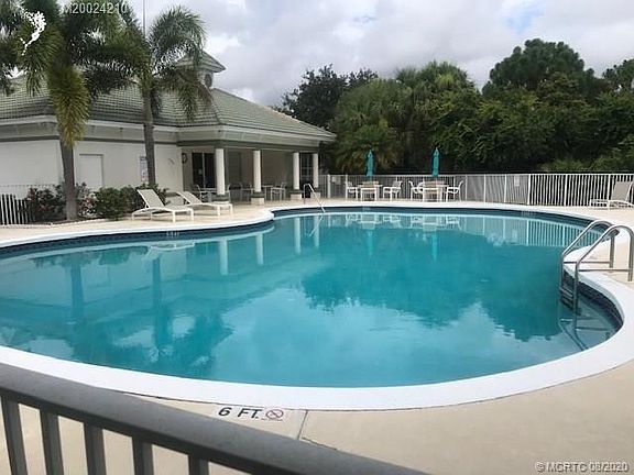 3rd image of 3685 NW Deer Oak Dr