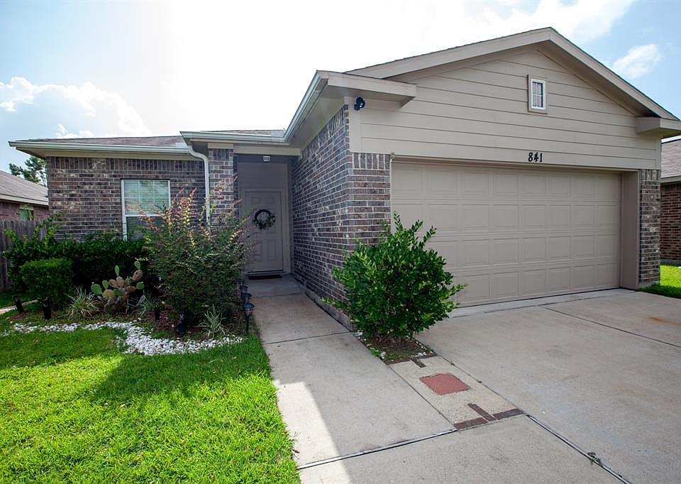 1st image of 841 Indigo Springs Ln