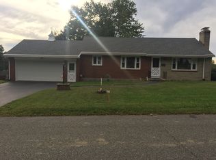 80 Whitewood Rd, Torrington, CT 06790