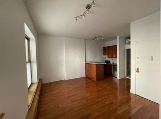 121 W 95th St #2R, New York, NY 10025