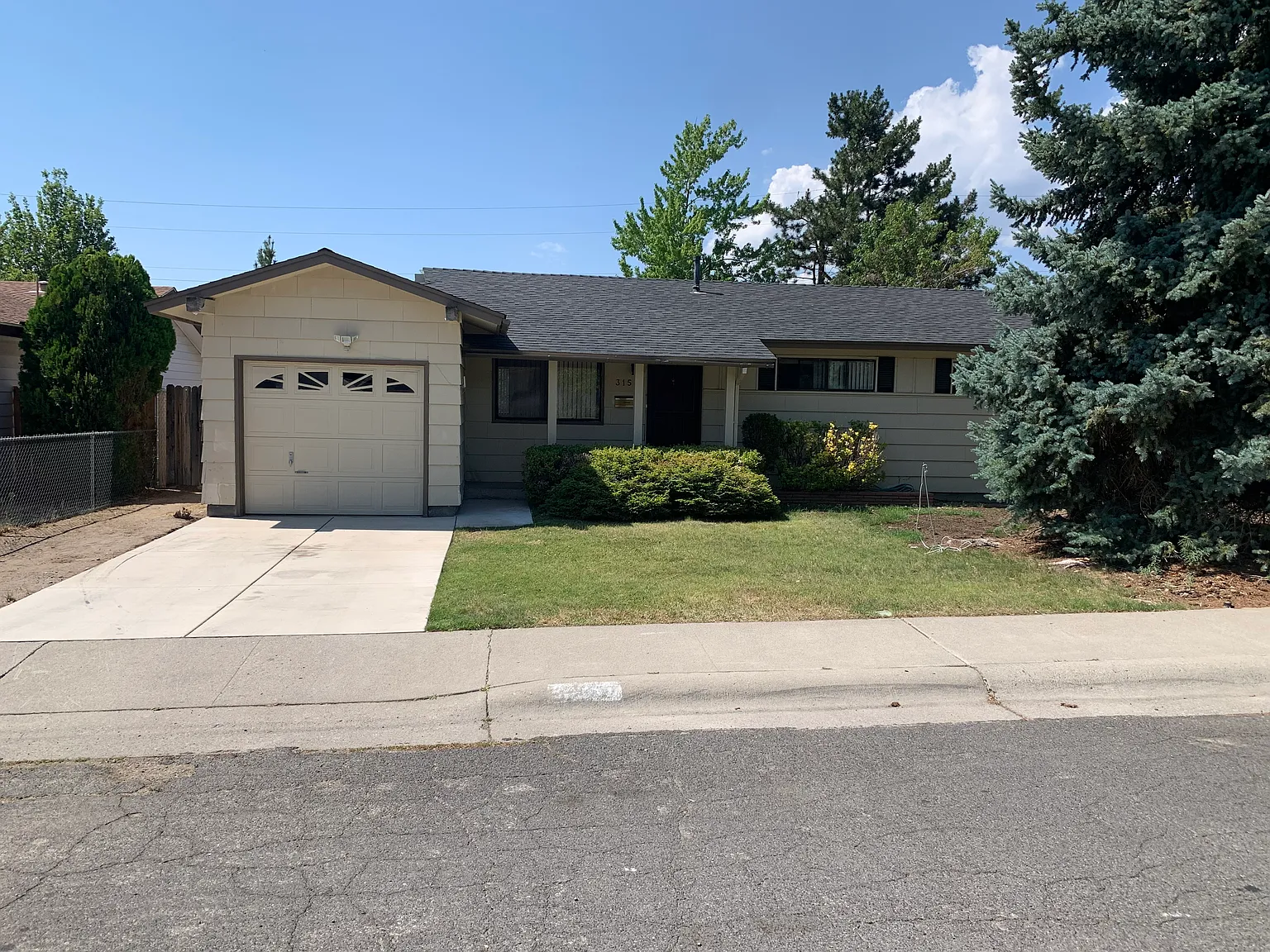 3150 Statler Cir photo 1