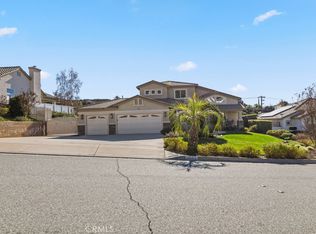 36415 Cherrywood Dr, Yucaipa, CA 92399