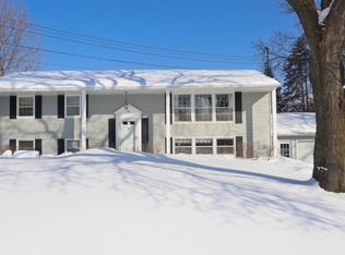 35 W Kraft Rd, West Saint Paul, MN 55118