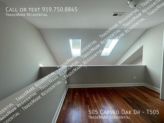 4th image of 505 Carved Oak Dr #T505