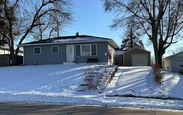 1st image of 2313 E 18th St