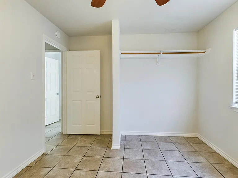 1904 Finfeather Rd — Photo 6