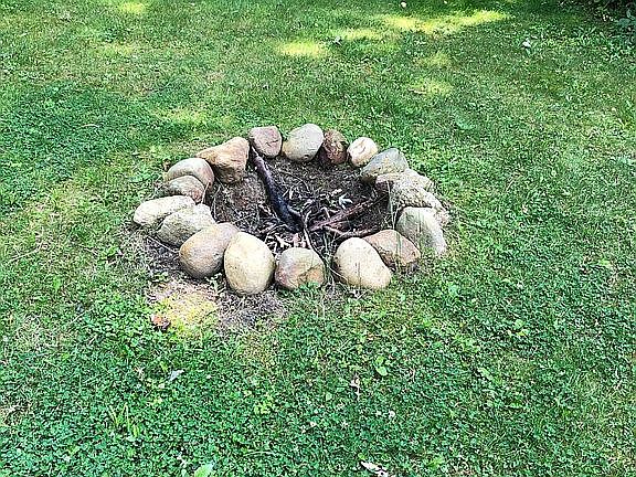 Backyard fire pit 