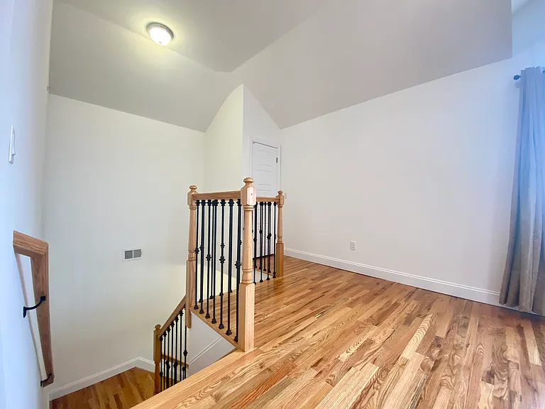 881 Sinclair Ave #2F — Photo 26