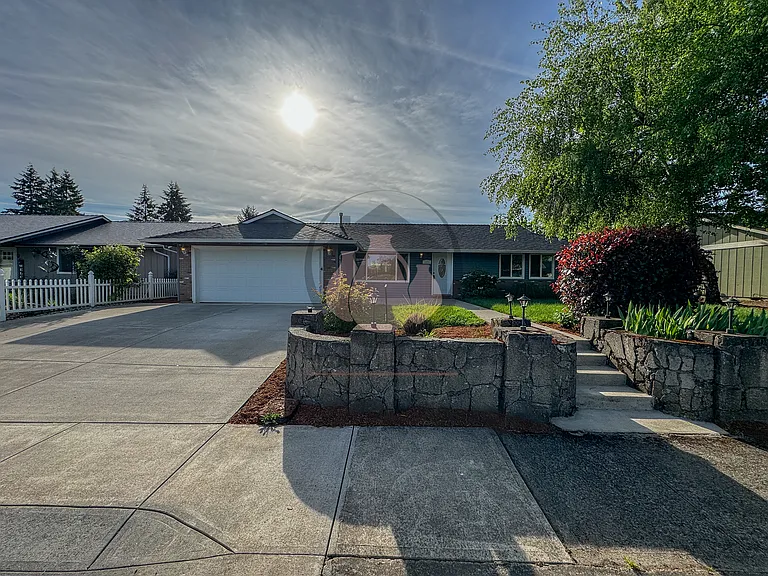 4934 Nina Ave SE — Photo 1