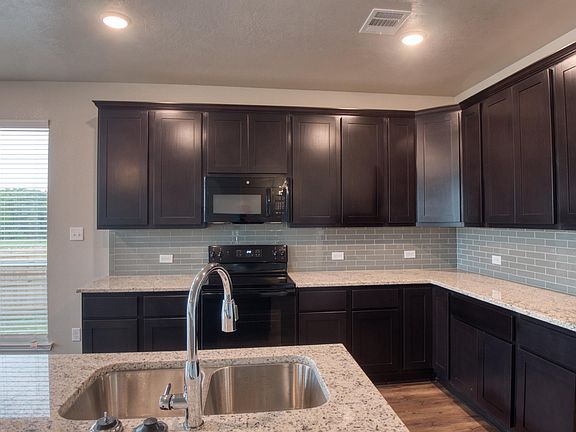 4th image of 2203 John Ross Ct