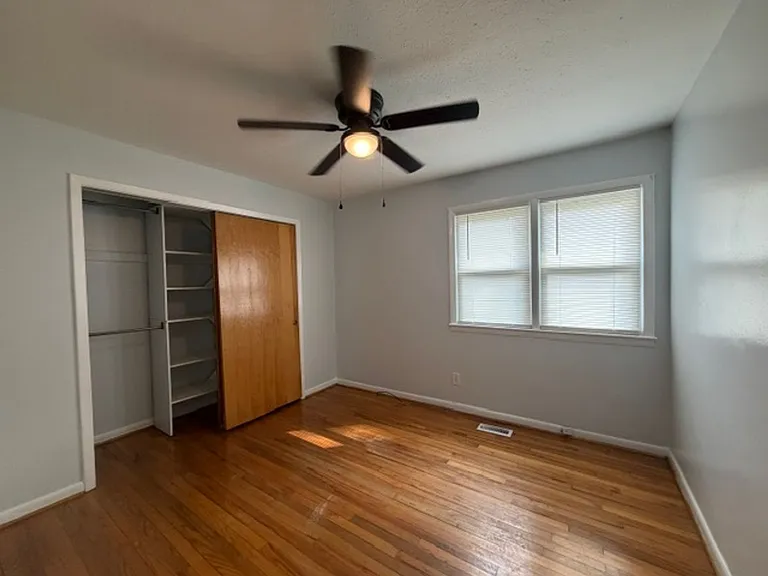 434 Crystal Dr — Photo 9