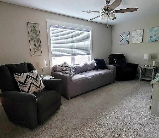 556 Shady Greens Dr — Photo 21