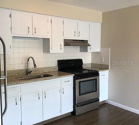 5th image of 4350 Tahitian Gardens Cir APT B