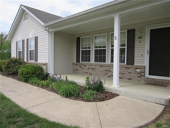 3rd image of 301 Creekwood Blvd