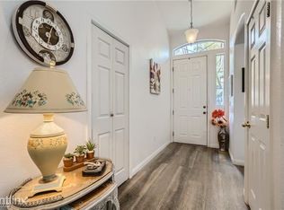 9664R Meeks Bay Ave, Las Vegas, NV 89148