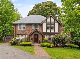 5 Hosmer Cir, Newton, MA 02465