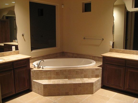 3rd image of 37015 N 27TH Way