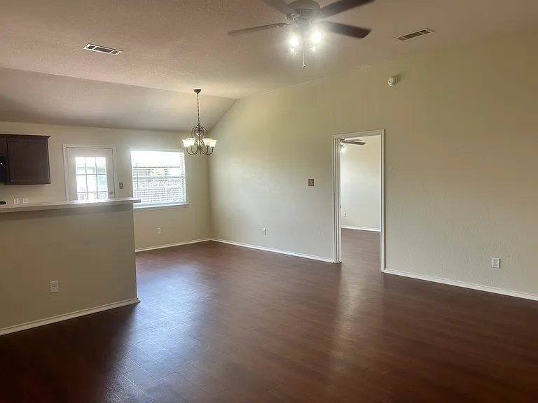 140 Calcite Ln — Photo 4