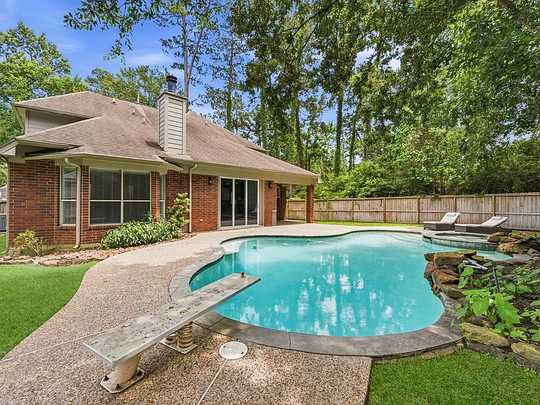 138 W Stockbridge Landing Cir — Photo 33