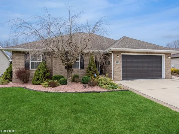 2230 Pinehurst Ave, Chesterton, IN 46304