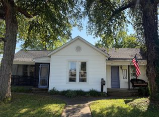 312 E 4th St, Metropolis, IL 62960