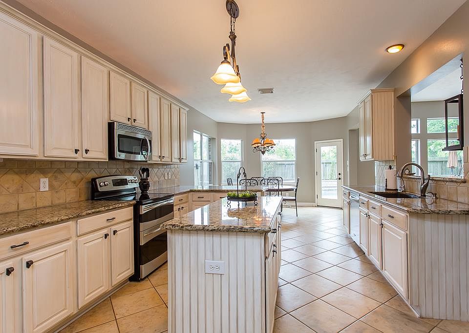 1st image of 9811 Williams Bend Ct