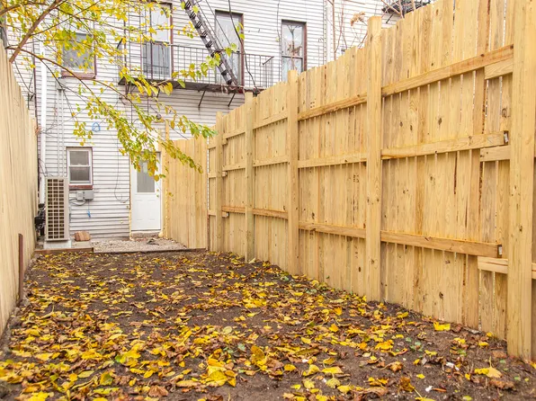 1128 Willoughby Avenue image 1 of 26