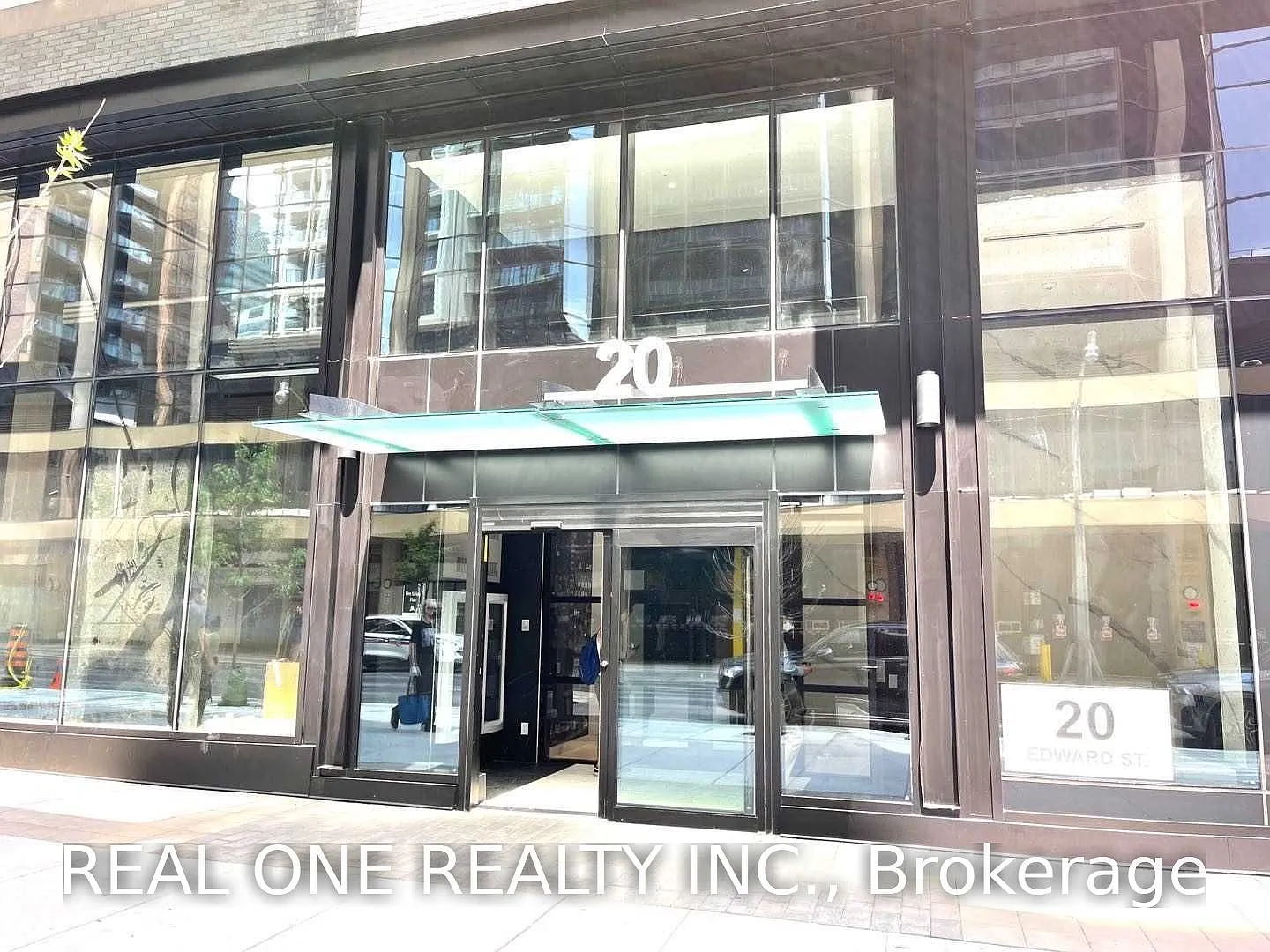 3 bed, $3,100 — Photo 2
