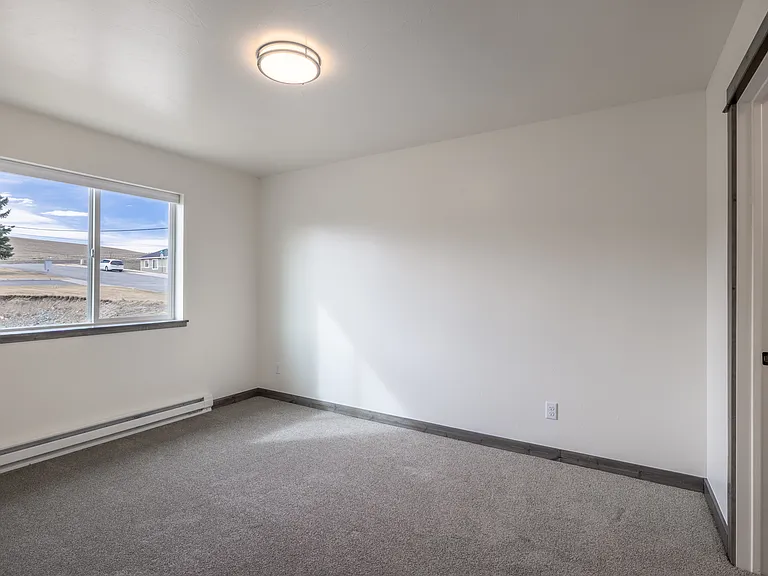 3384 Crosswind Ct — Photo 22
