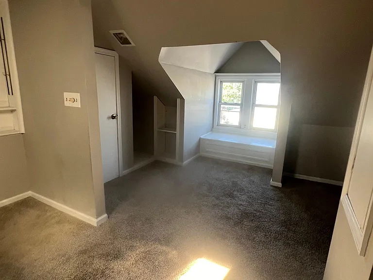 1320 N New St — Photo 20