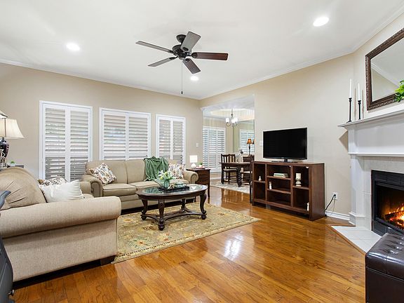 2nd image of 5401 Hollytree Dr APT 2001