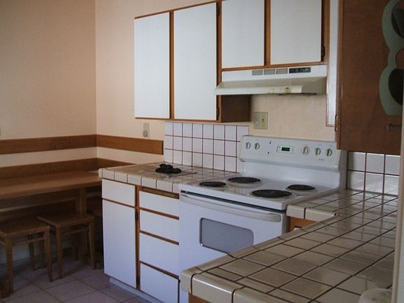 2nd image of 32300 Trevor Ave