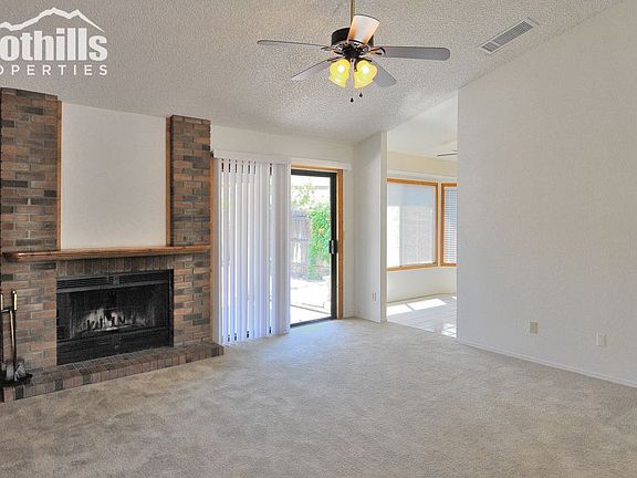 2nd image of 7915 N Roundstone Dr