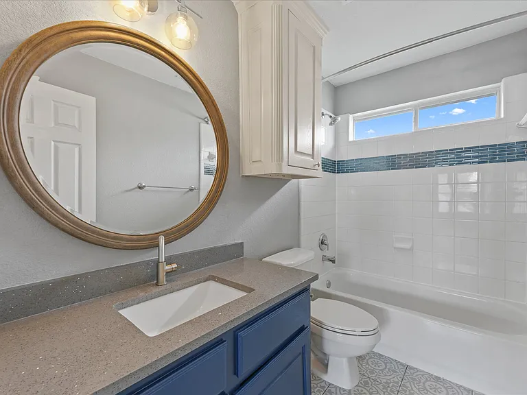 1535 Redeemer Rd — Photo 26