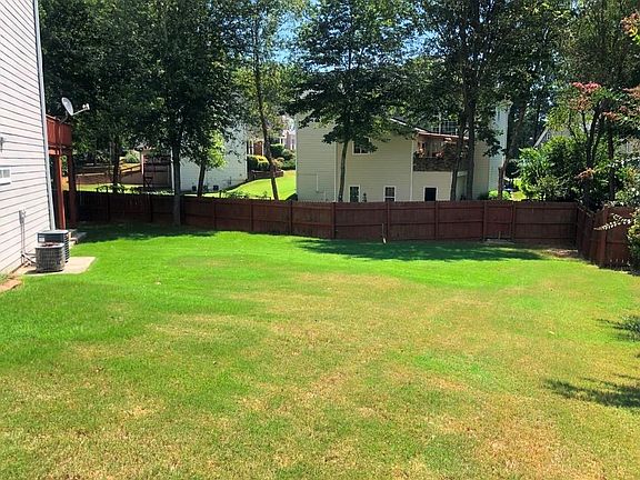 3rd image of 1717 Hampton Chase Cir