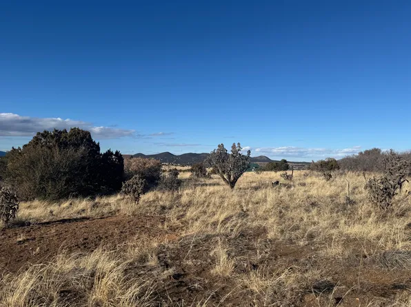 2 Punch Ct, Tijeras, NM 87059