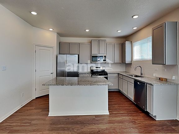 2nd image of 2722 Lillybrook Ln