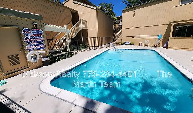 2300 Dickerson Rd #16 — Photo 16