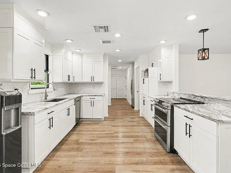 3200 N Tropical Trl — Photo 14