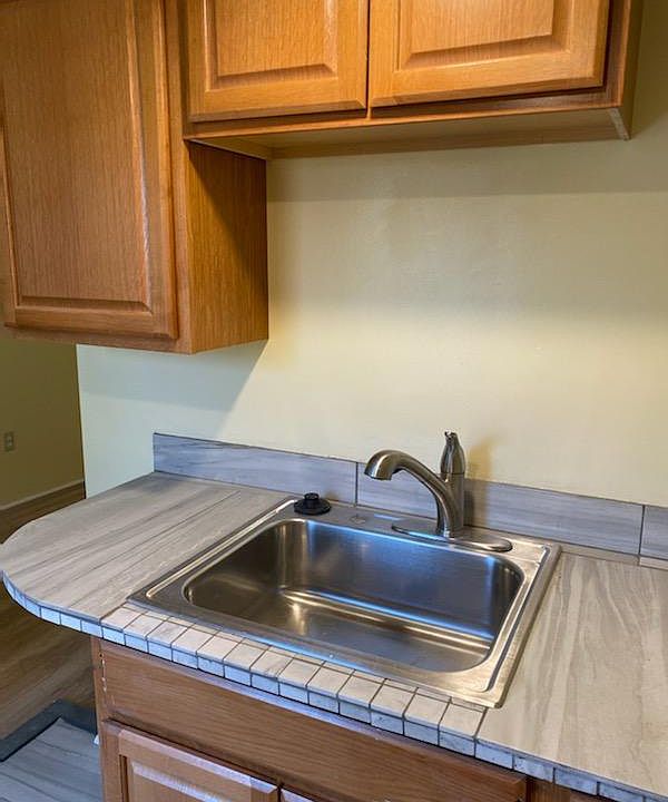2nd image of 30 Cortland St #2