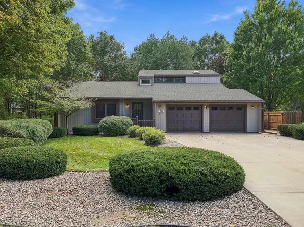 2207 PLOVER SPRINGS DRIVE, Plover, WI 54467