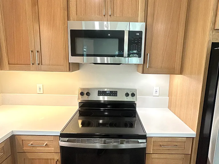 238 N Drexel Ave — Photo 5