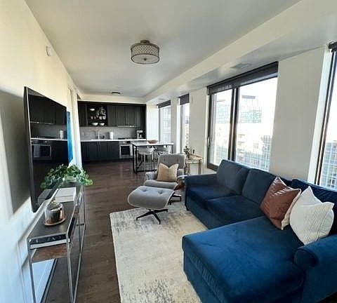 5th image of 1750 Wewatta St Unit 1529